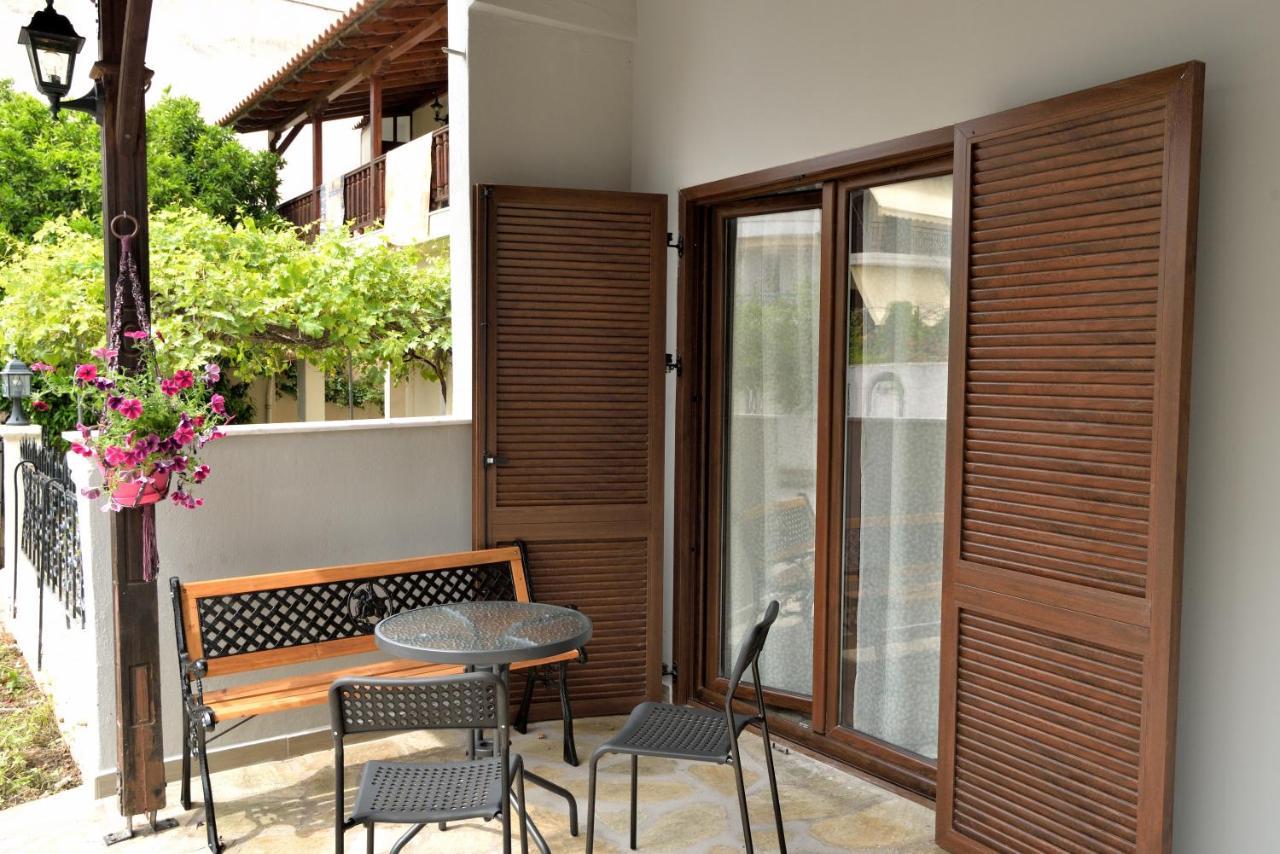 Suite Loft Apartment Konstantinidis Nea Poteidaia Esterno foto